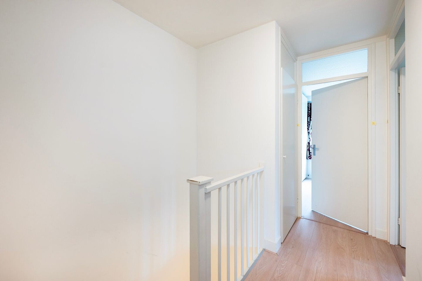 Tussenwoning te koop: Tulpentuin 347, Voorburg