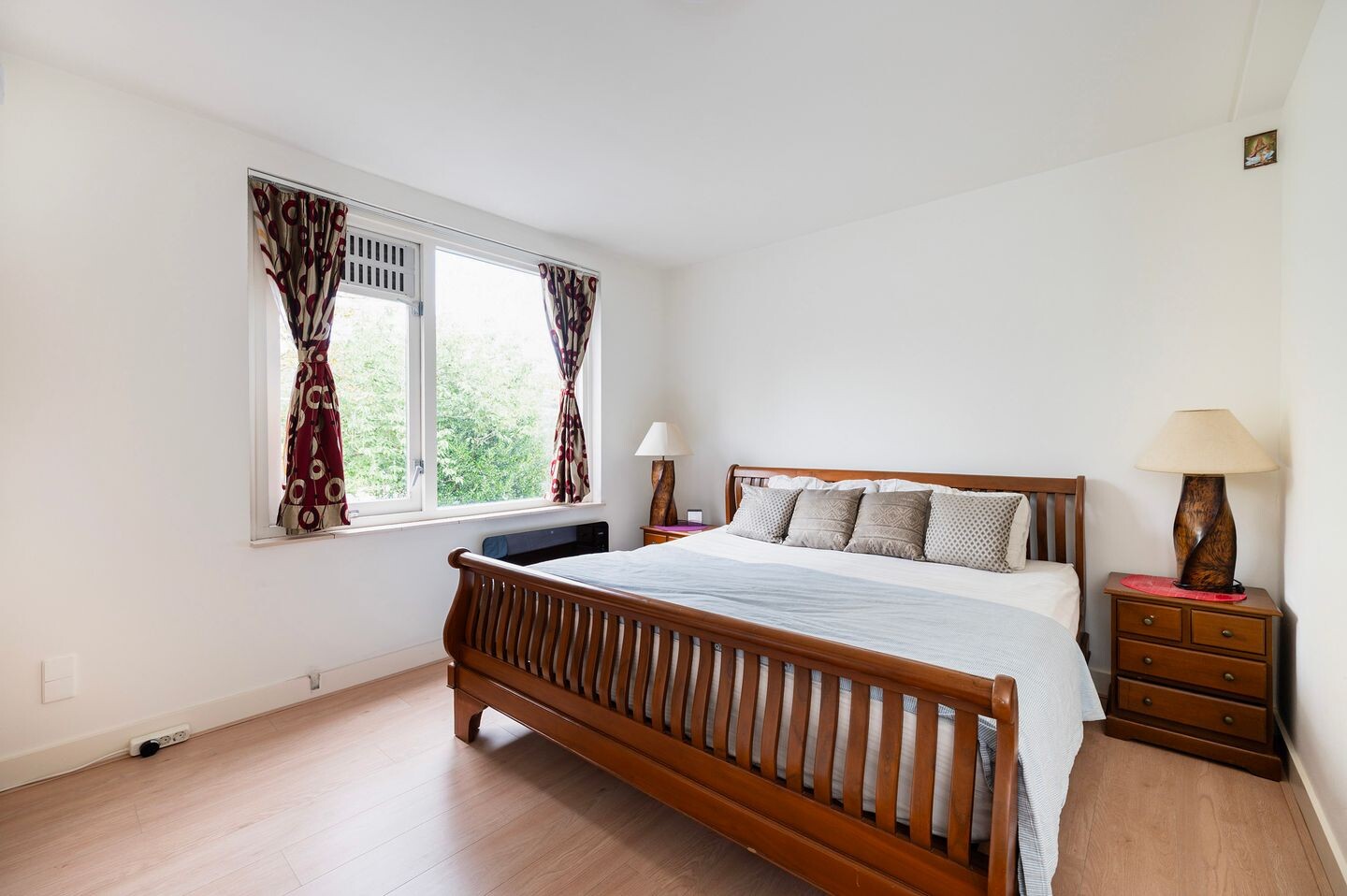 Tussenwoning te koop: Tulpentuin 347, Voorburg