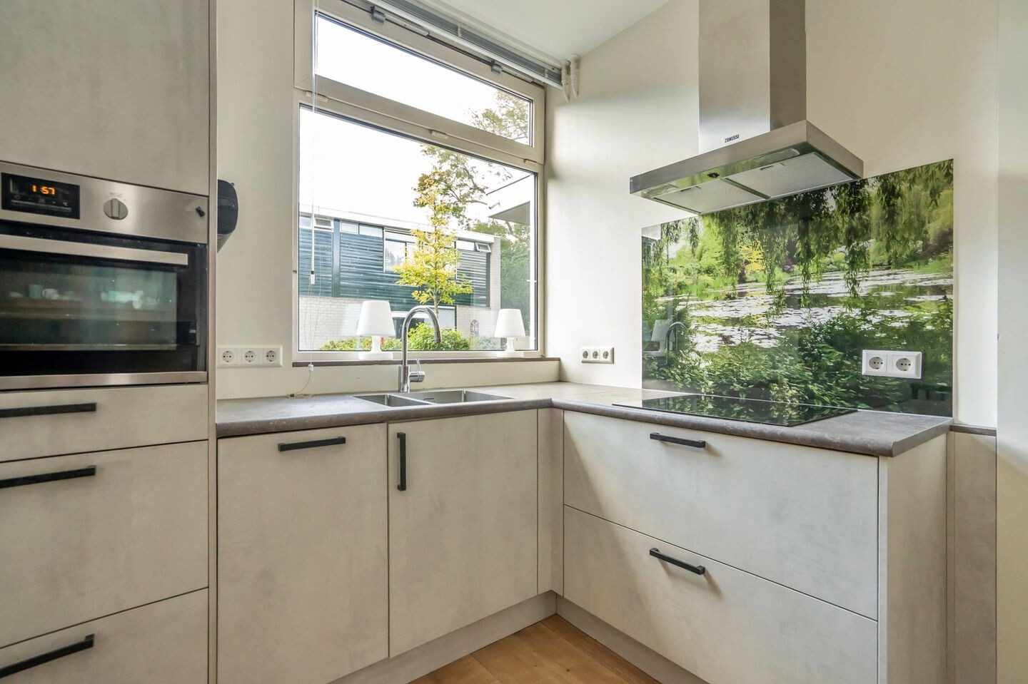 Tussenwoning te koop: Wilgendreef 47, Voorburg
