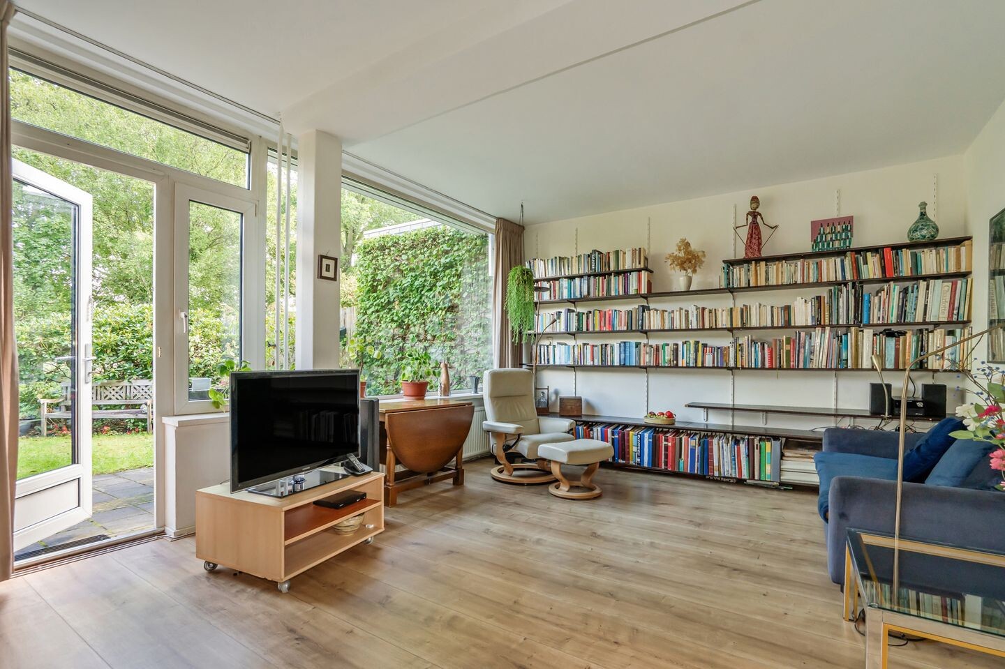 Tussenwoning te koop: Wilgendreef 47, Voorburg