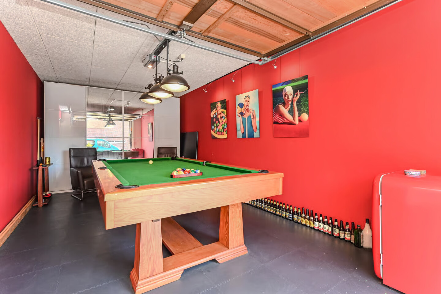 Appartement te koop: Charley Tooropstraat 18, Voorburg