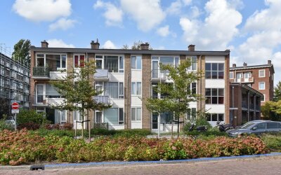 Uhlenbeckstraat 3