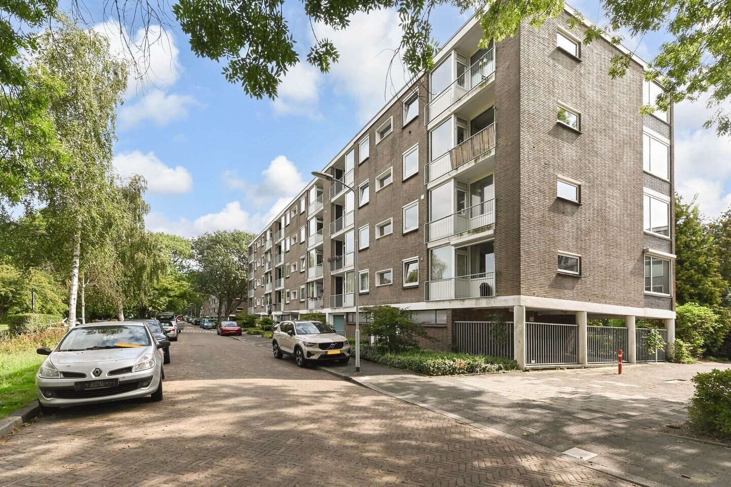 Appartement te koop: van Leeuwenstraat 56, Voorburg