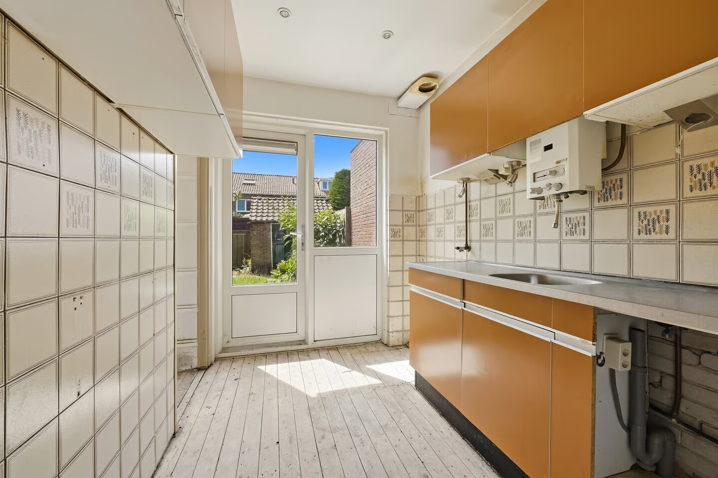 Tussenwoning te koop: De Genestetstraat 9, Voorburg