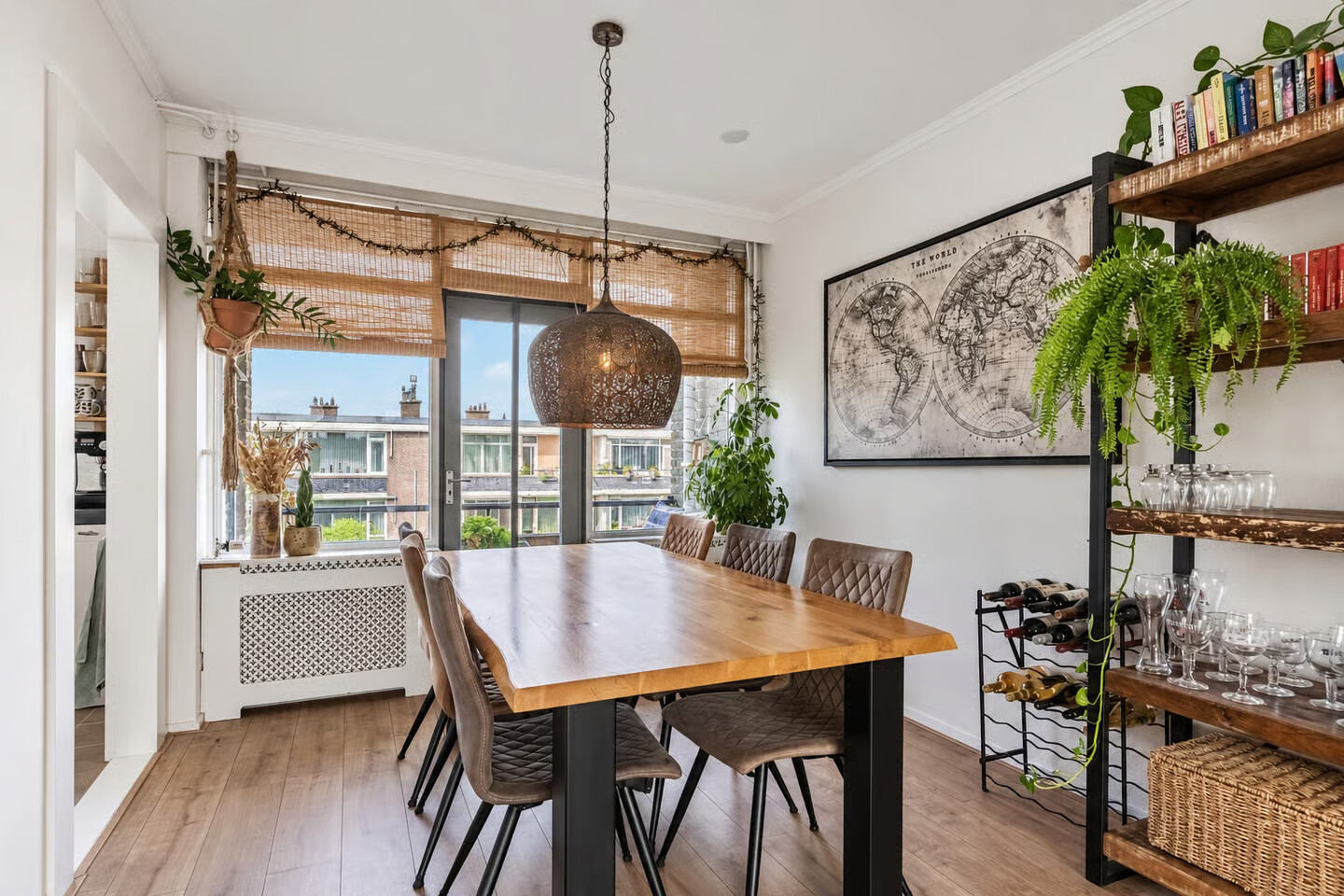 Appartement te koop: Prinses Beatrixlaan 10, Voorburg