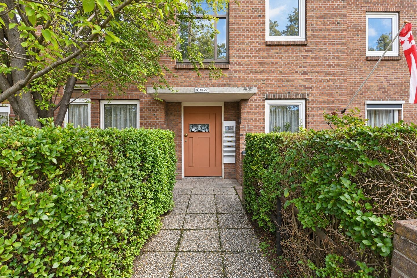Appartement te koop: Koningin Wilhelminalaan 245, Voorburg
