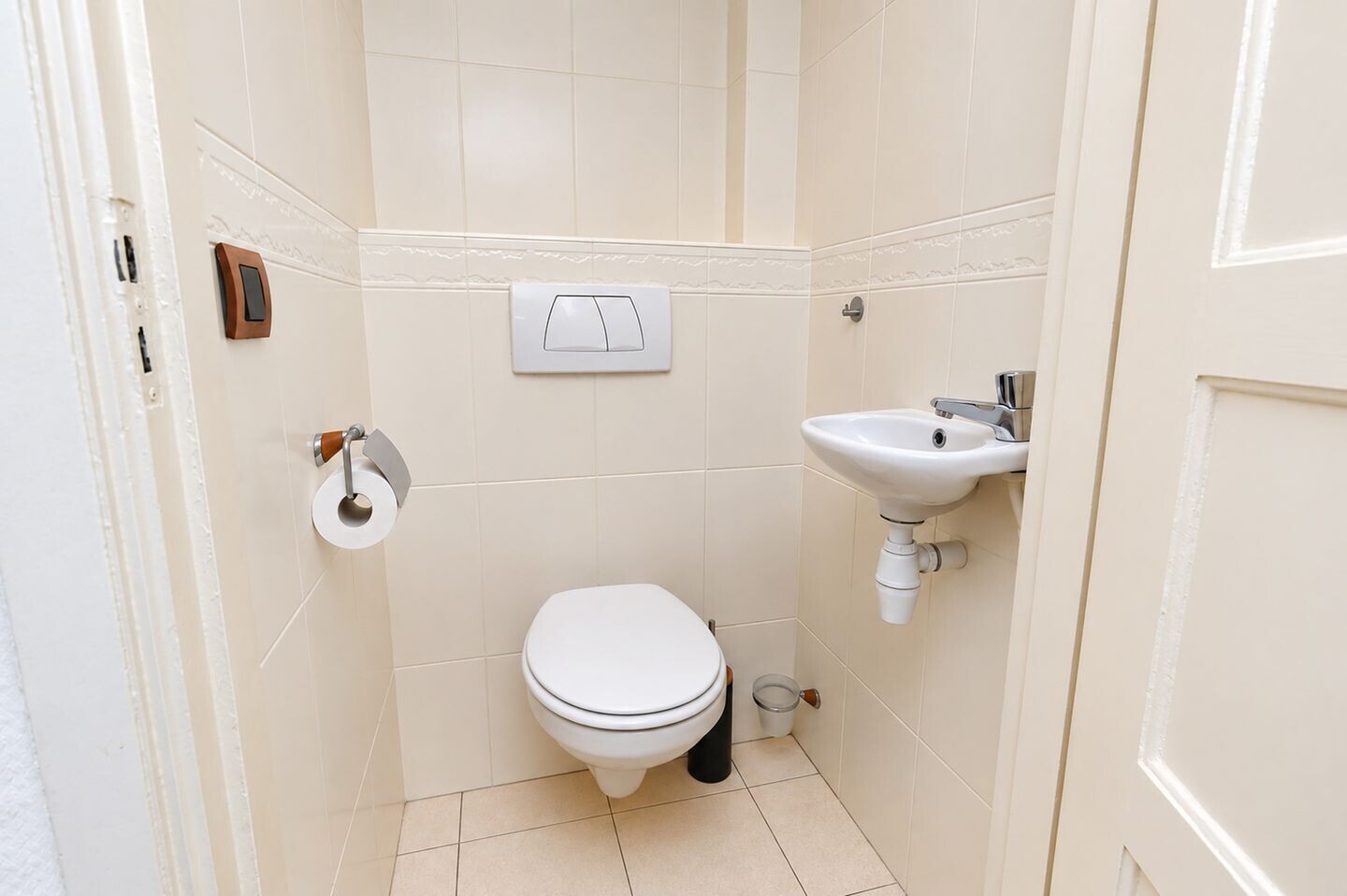 Appartement te koop: Koningin Wilhelminalaan 245, Voorburg