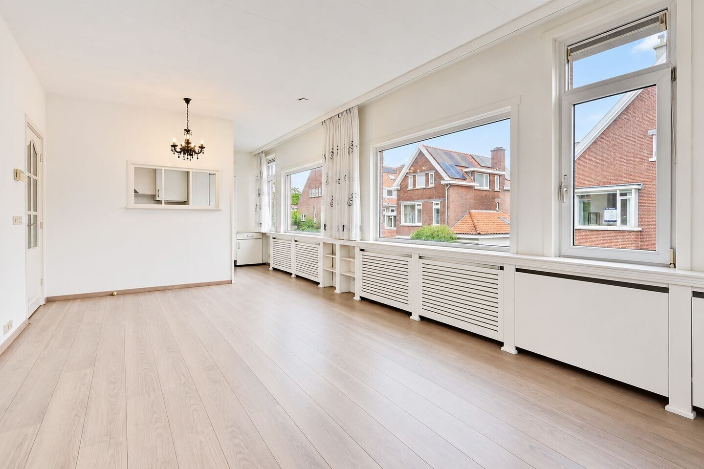 Appartement te koop: Koningin Wilhelminalaan 245, Voorburg