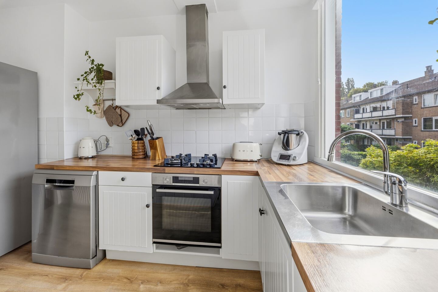 Appartement te koop: Koningin Wilhelminalaan 342C, Voorburg