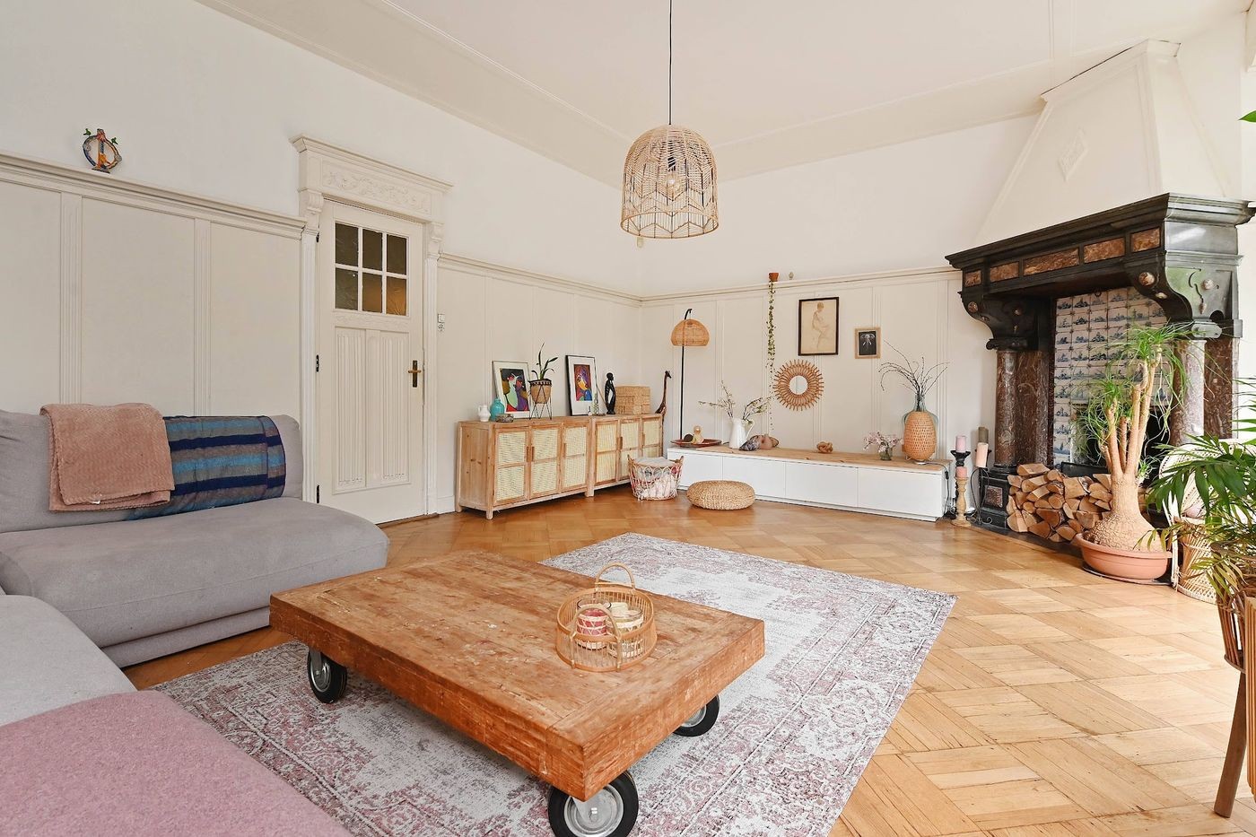 Hoekwoning te koop: Koningin Wilhelminalaan 520, Voorburg