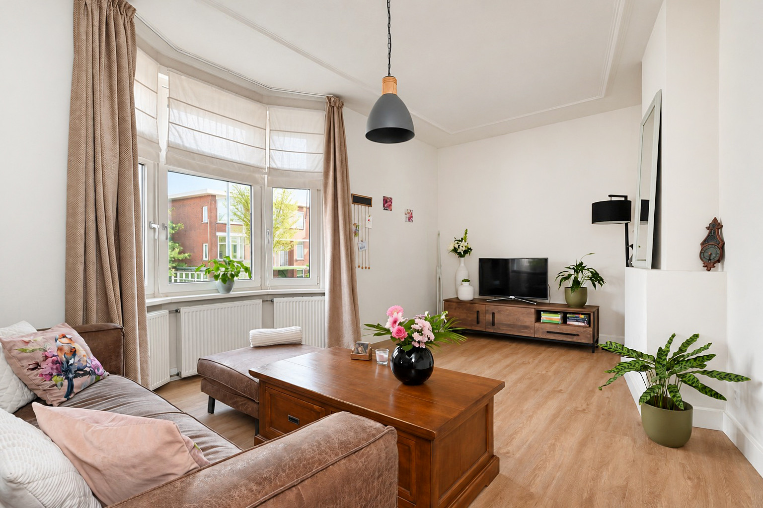 Appartement te koop: van Arembergelaan 12, Voorburg