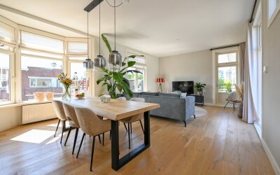van Egmonde. 2
