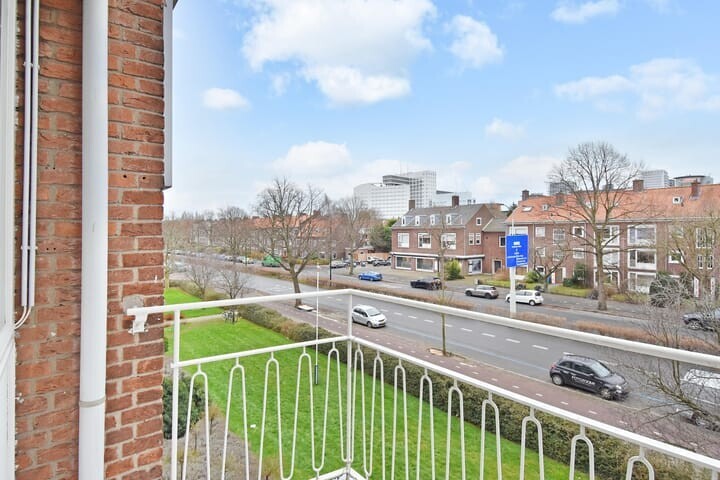 Appartement te koop: Laan van Nieuw Oosteinde 93, Voorburg