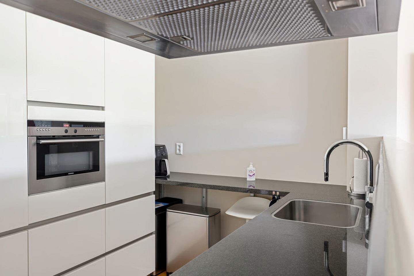 Appartement te koop: Rozenboomlaan 141, Voorburg
