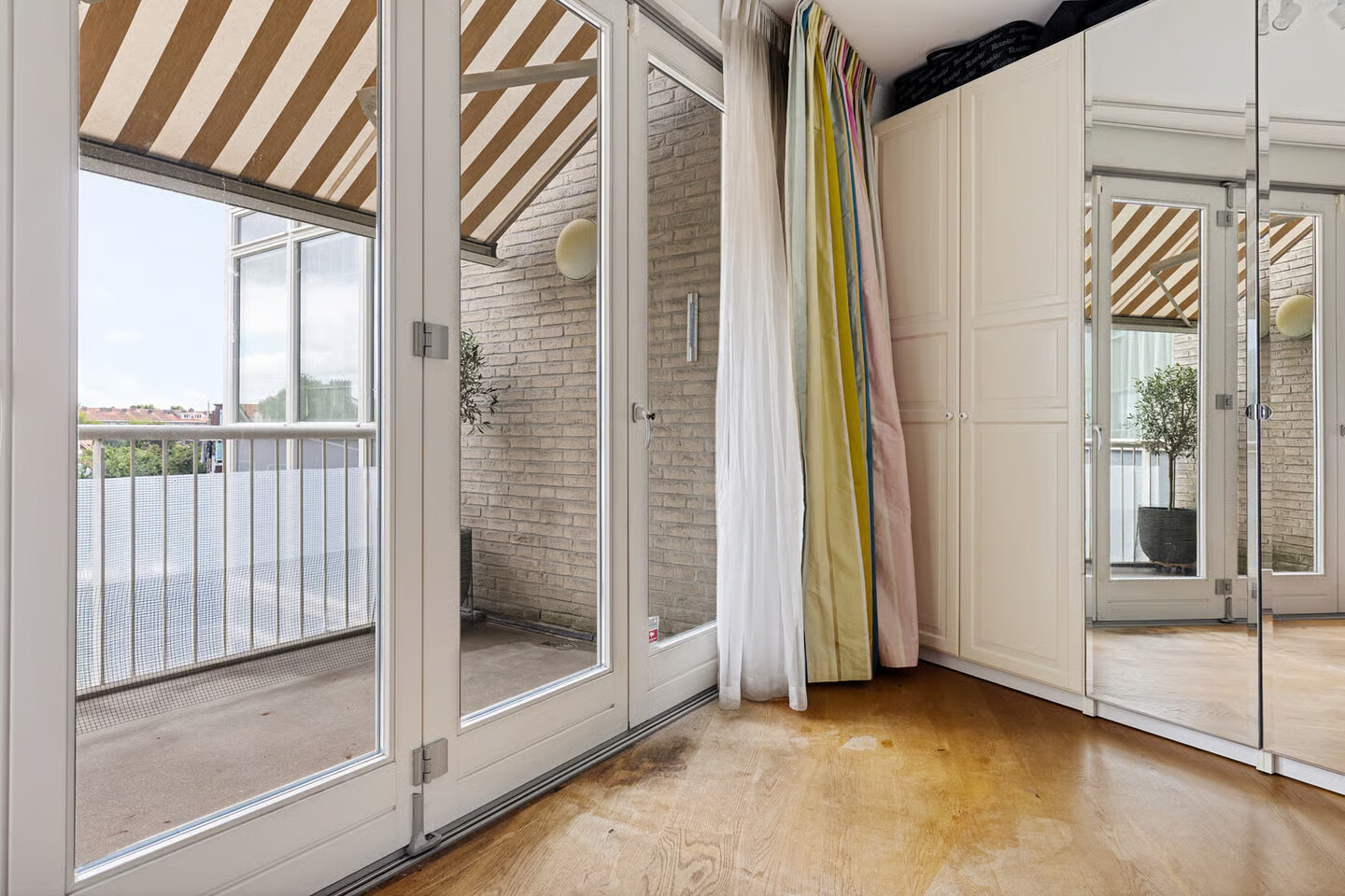 Appartement te koop: Rozenboomlaan 141, Voorburg