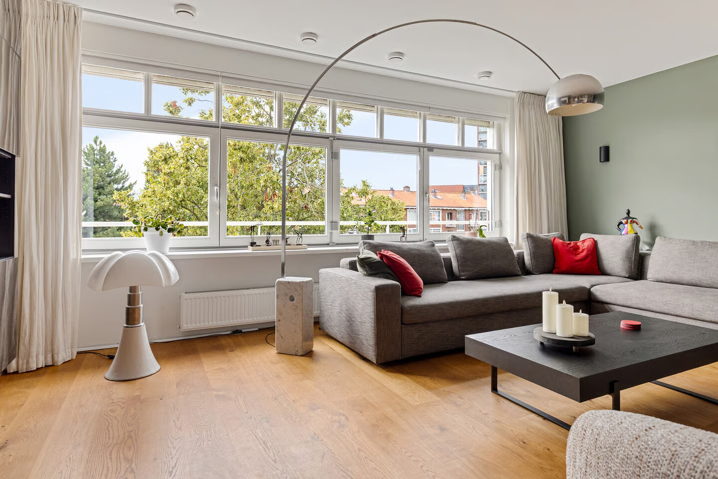 Appartement te koop: Rozenboomlaan 141, Voorburg