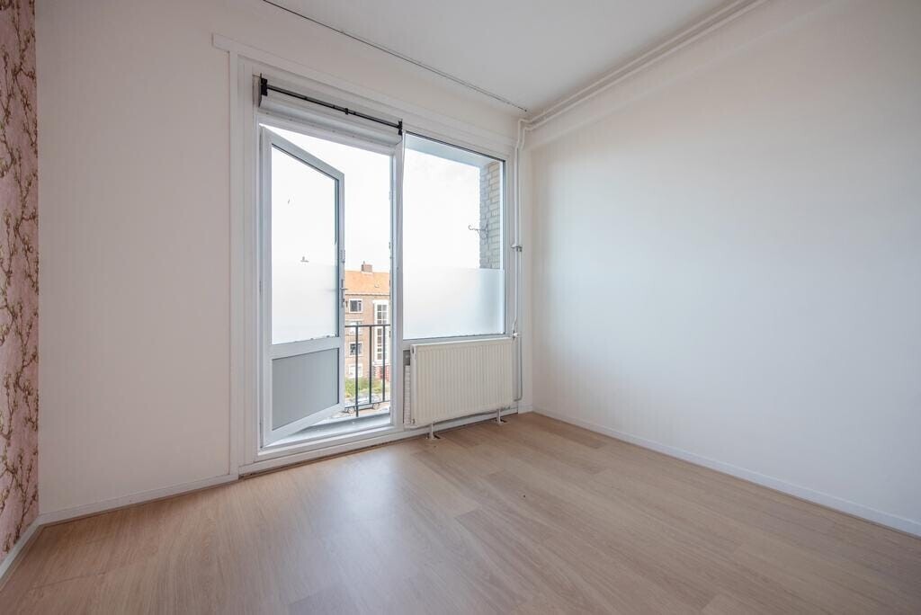 Appartement te koop: Koningin Julianalaan 192, Voorburg