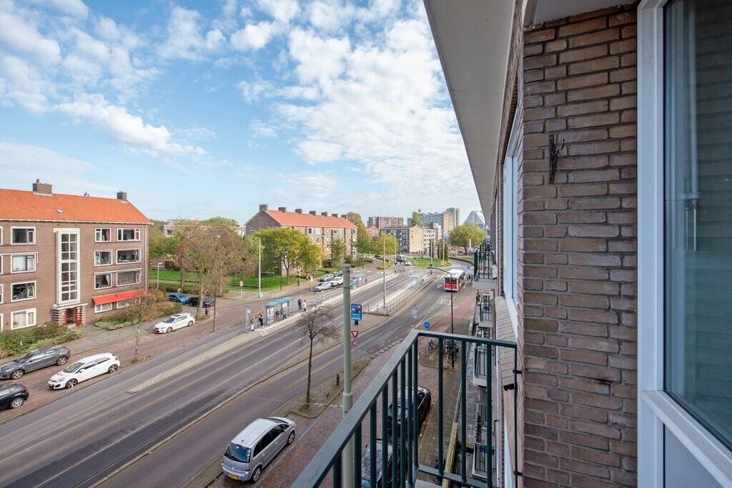 Appartement te koop: Koningin Julianalaan 192, Voorburg