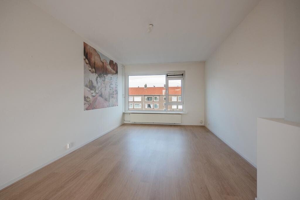 Appartement te koop: Koningin Julianalaan 192, Voorburg