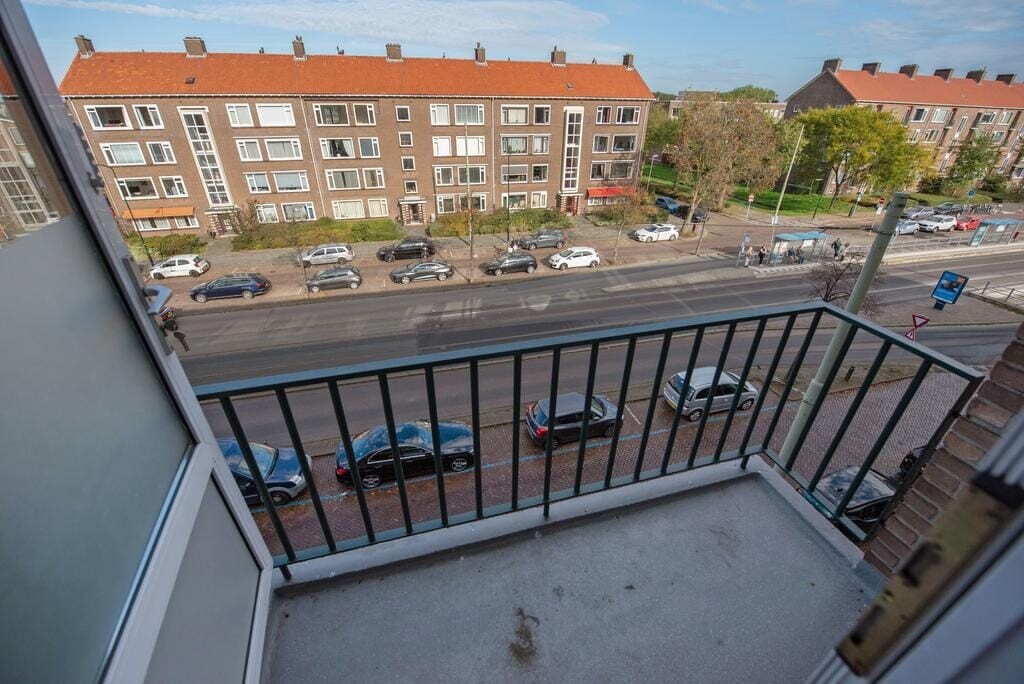 Appartement te koop: Koningin Julianalaan 192, Voorburg