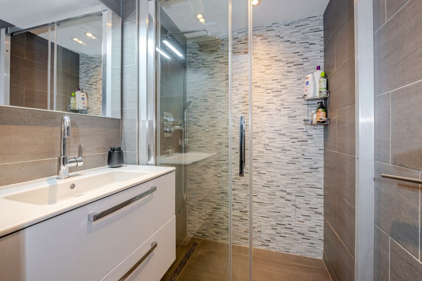 Appartement te koop: Goeverneurkade 82, Voorburg