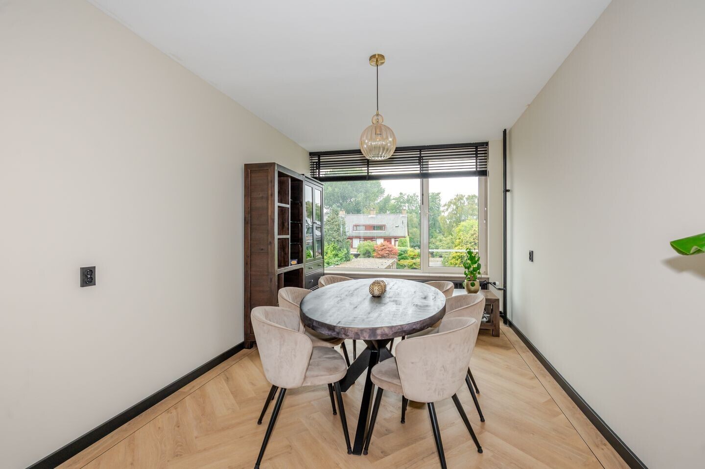 Appartement te koop: Goeverneurkade 82, Voorburg