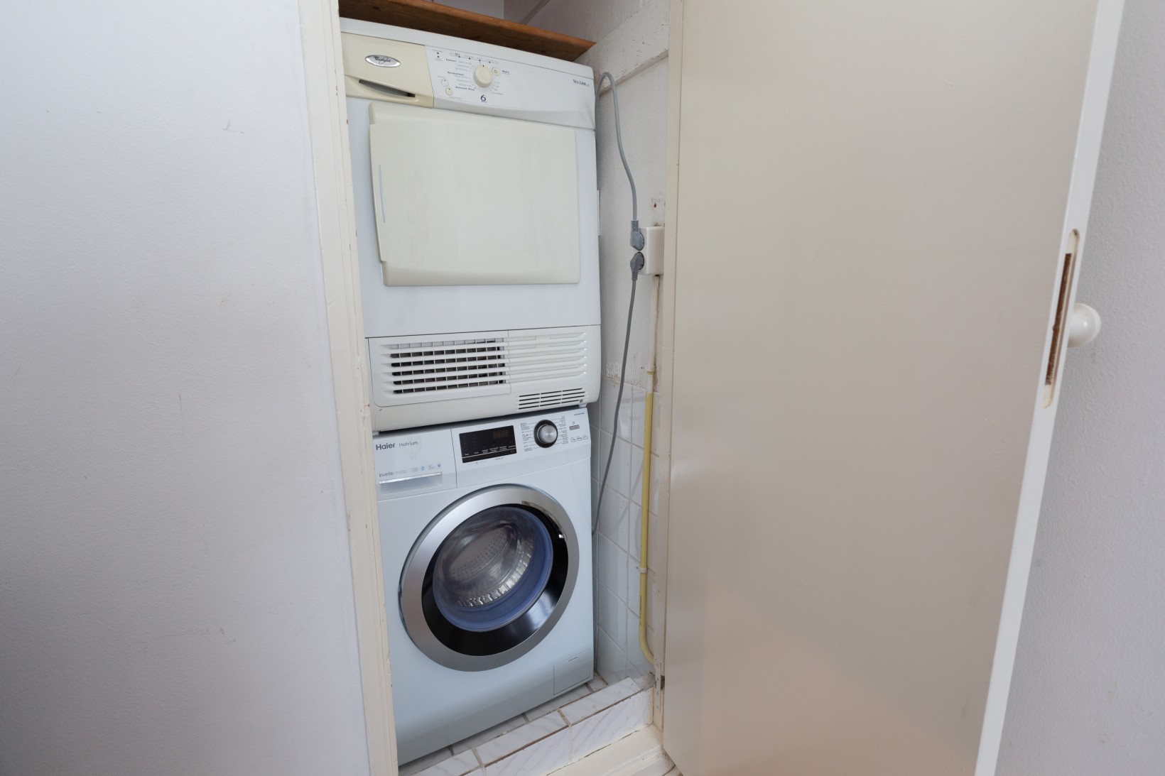 Appartement te koop: van Alphenstraat 82, Voorburg