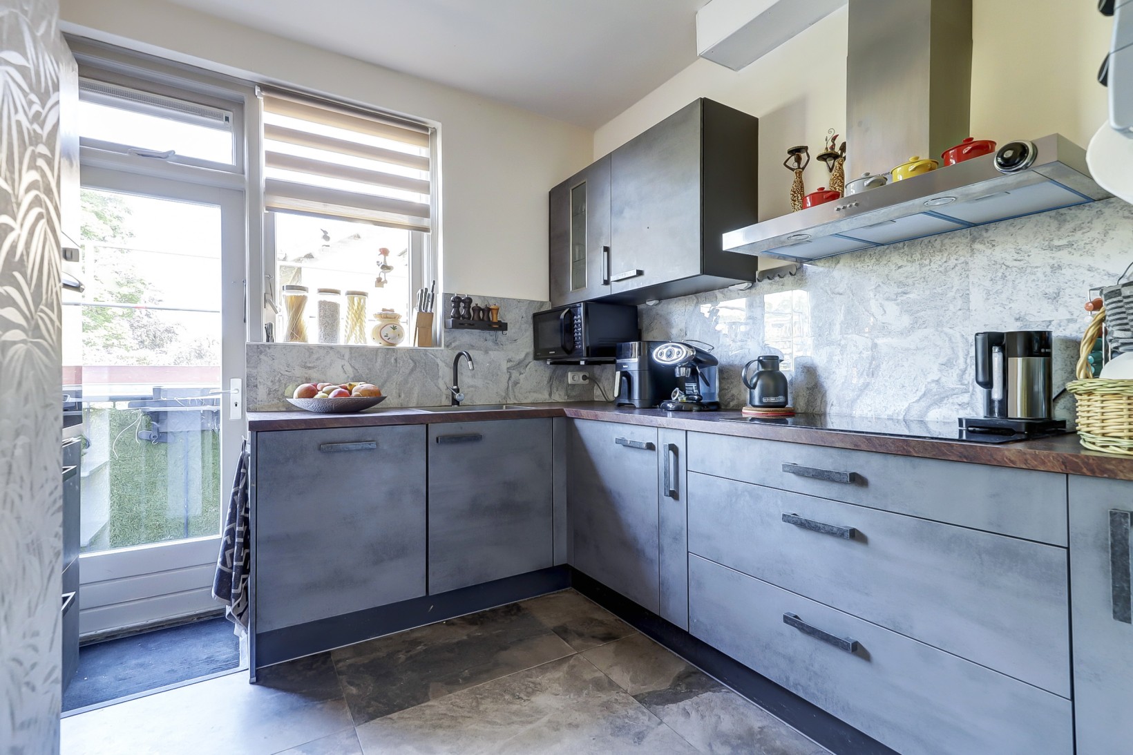 Appartement te koop: van Wassenaerstraat 76A, Voorburg