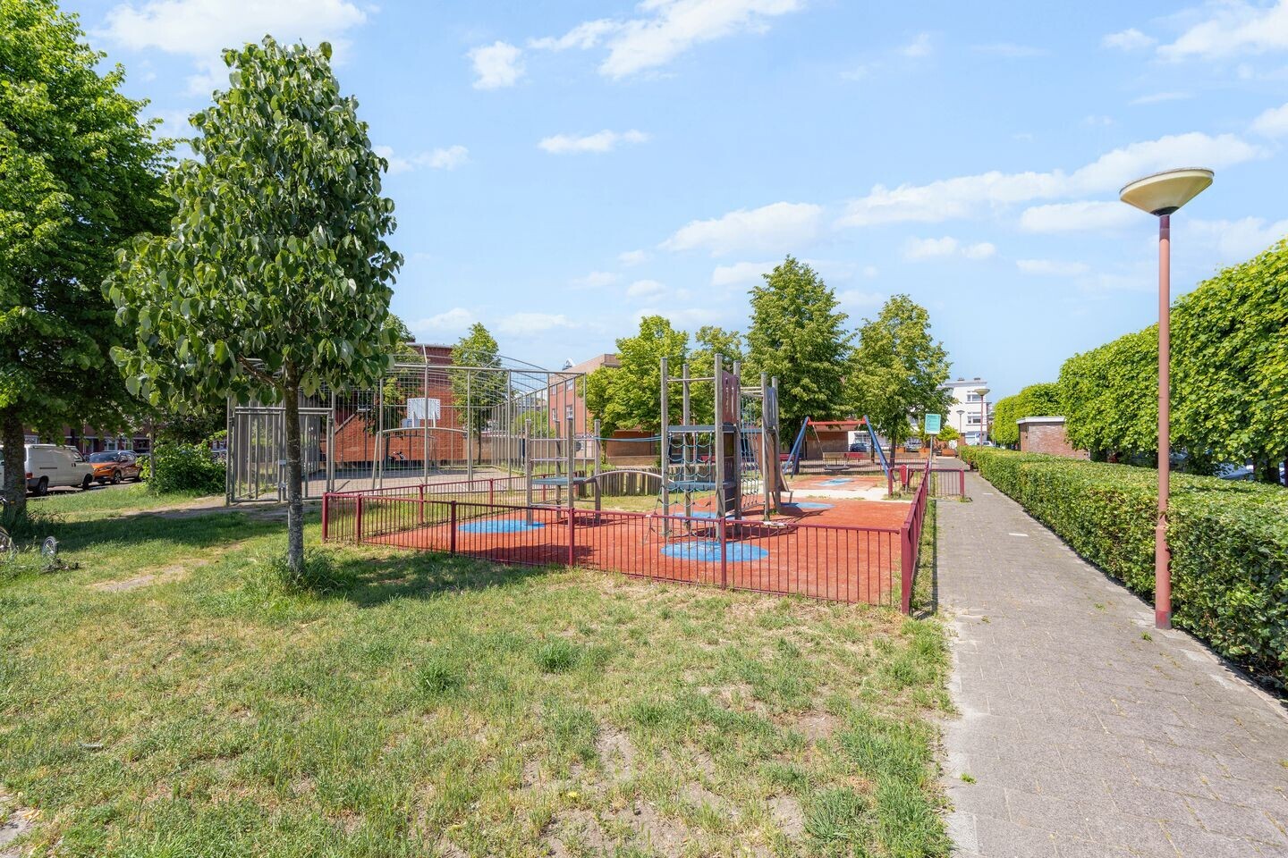 Appartement te koop: van Barbansonstraat 79, Voorburg