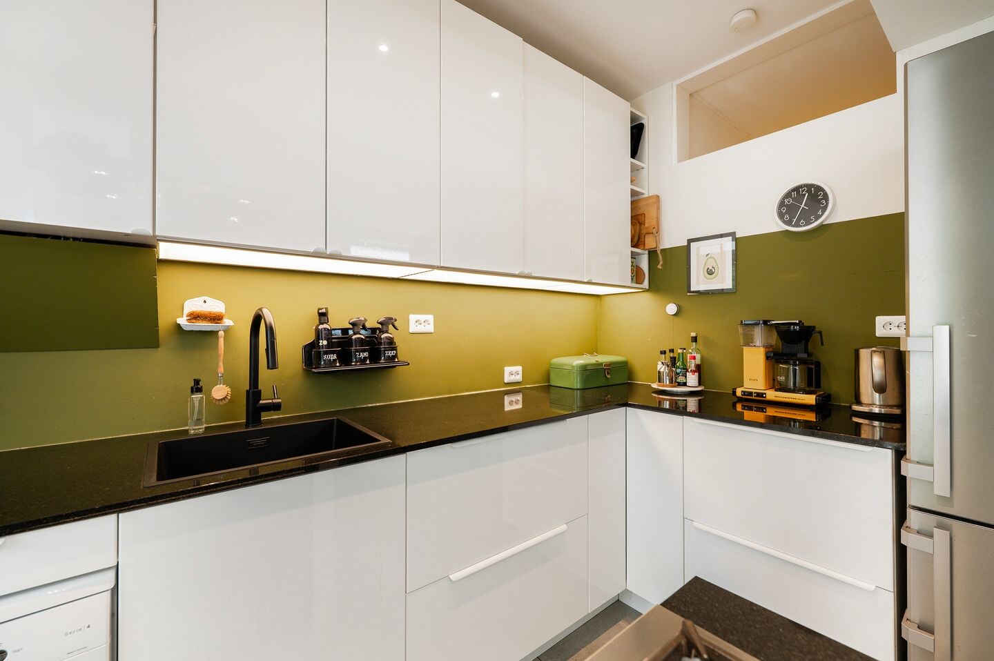 Appartement te koop: van Duvenvoordelaan 99, Voorburg