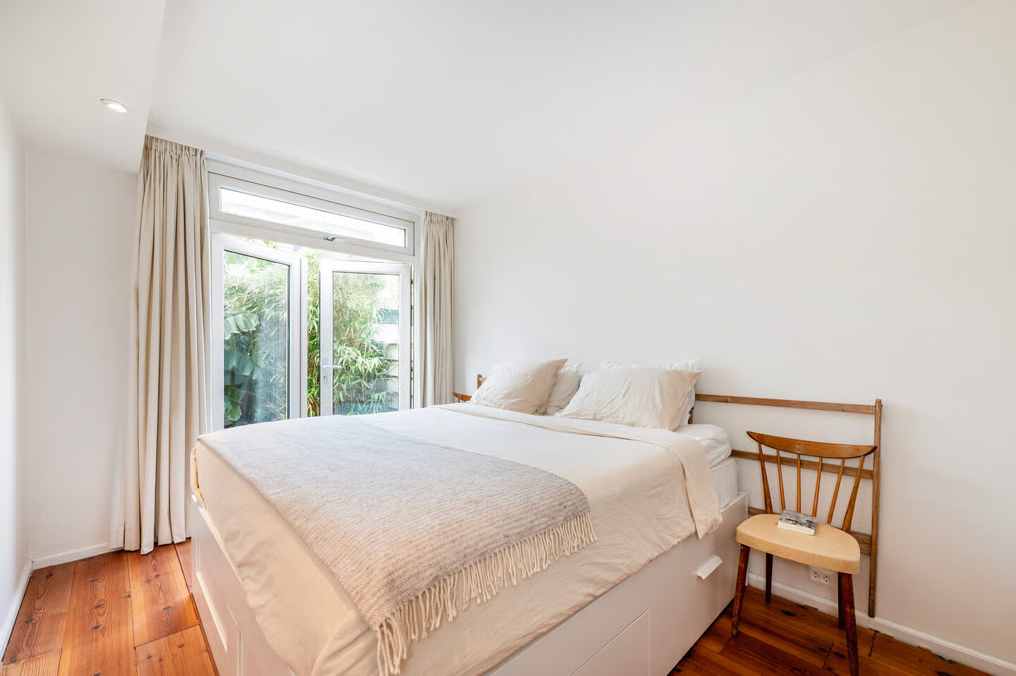Appartement te koop: van Duvenvoordelaan 99, Voorburg