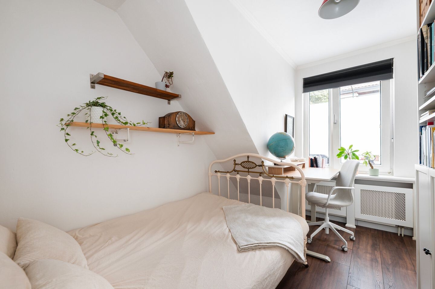Appartement te koop: van Duvenvoordelaan 99, Voorburg