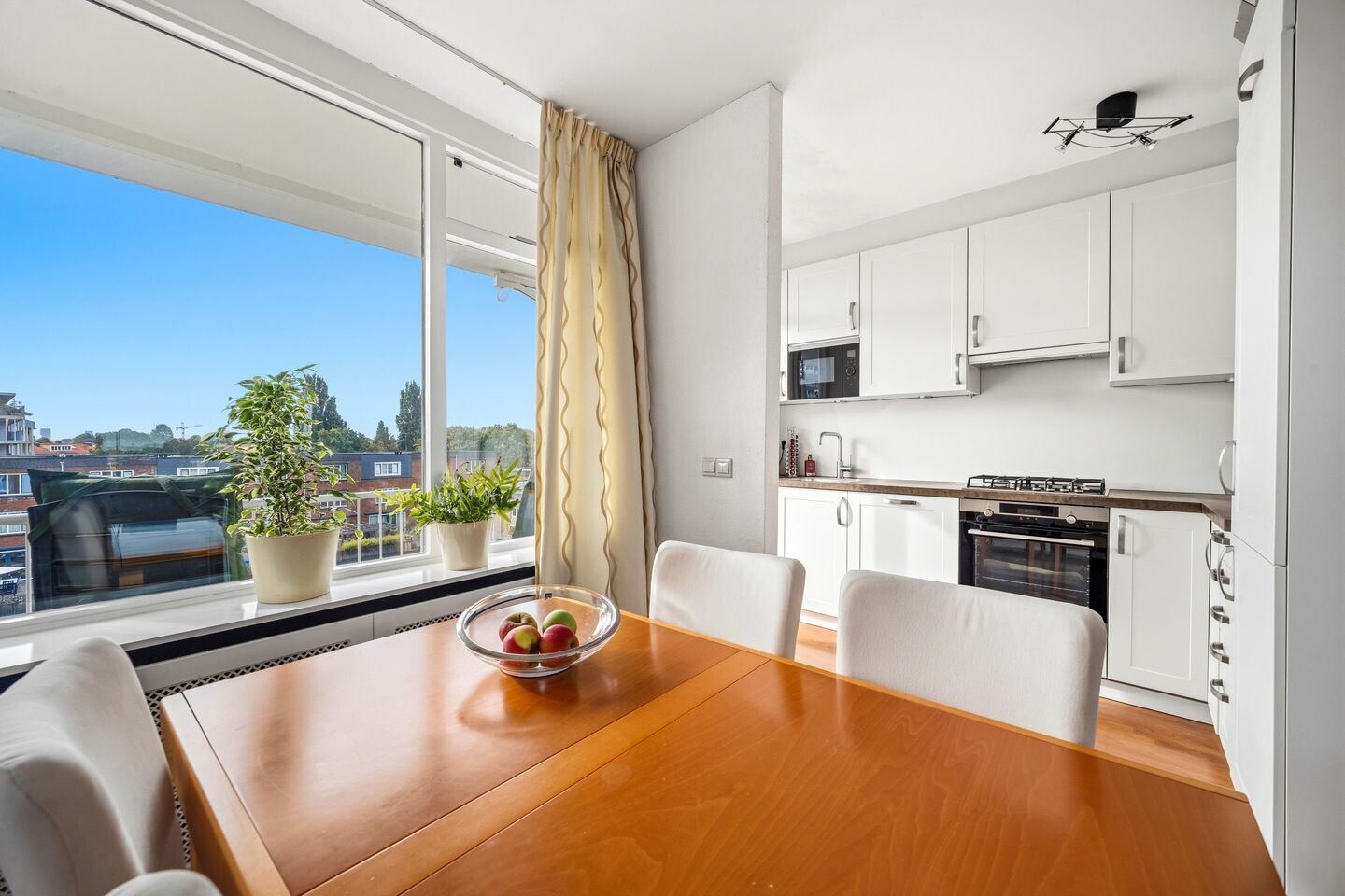 Appartement te koop: Guido Gezellestraat 14, Voorburg