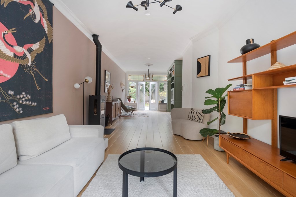 Tussenwoning te huur: Hoekenburglaan 56, Voorburg