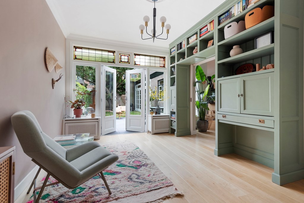 Tussenwoning te huur: Hoekenburglaan 56, Voorburg