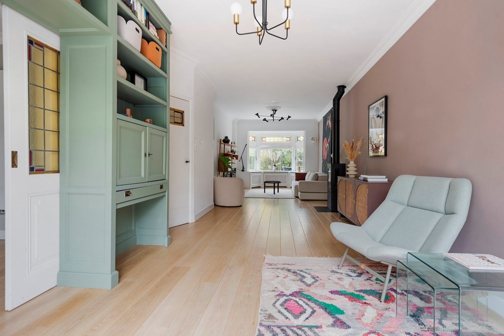 Tussenwoning te huur: Hoekenburglaan 56, Voorburg