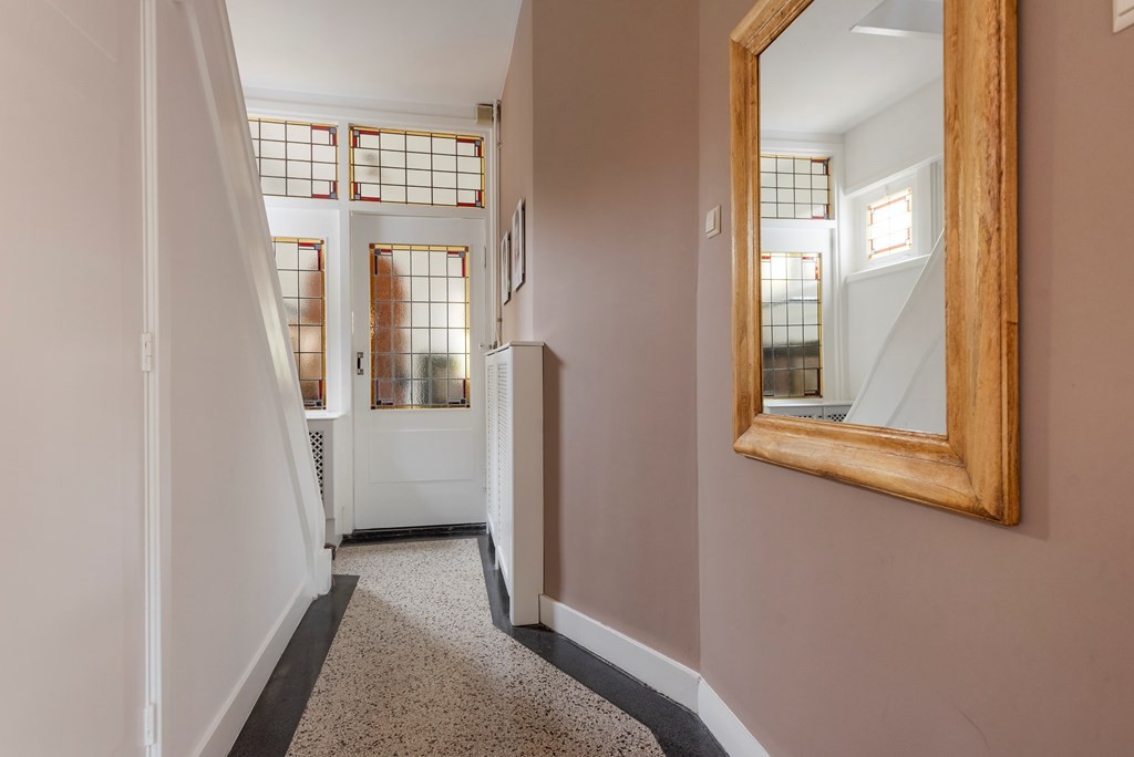 Tussenwoning te huur: Hoekenburglaan 56, Voorburg
