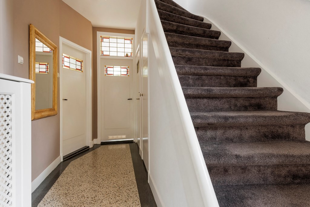 Tussenwoning te huur: Hoekenburglaan 56, Voorburg