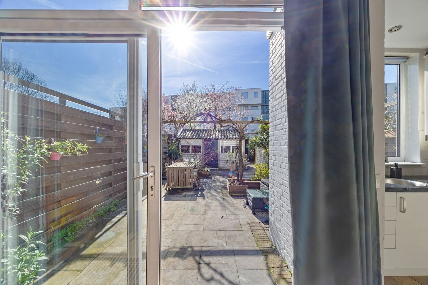 Tussenwoning te koop: Agrippinastraat 17, Voorburg