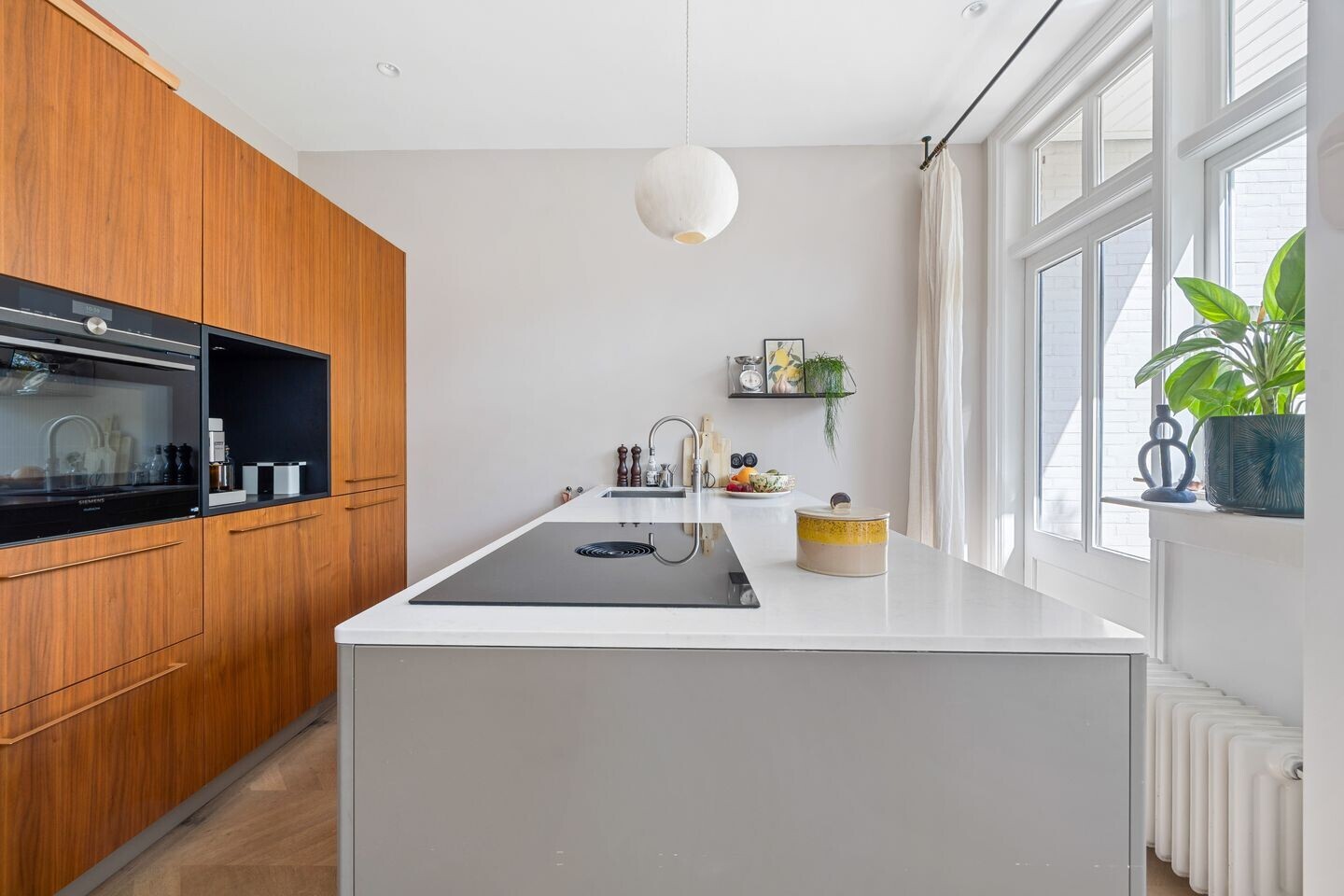 Tussenwoning te koop: Agrippinastraat 24, Voorburg
