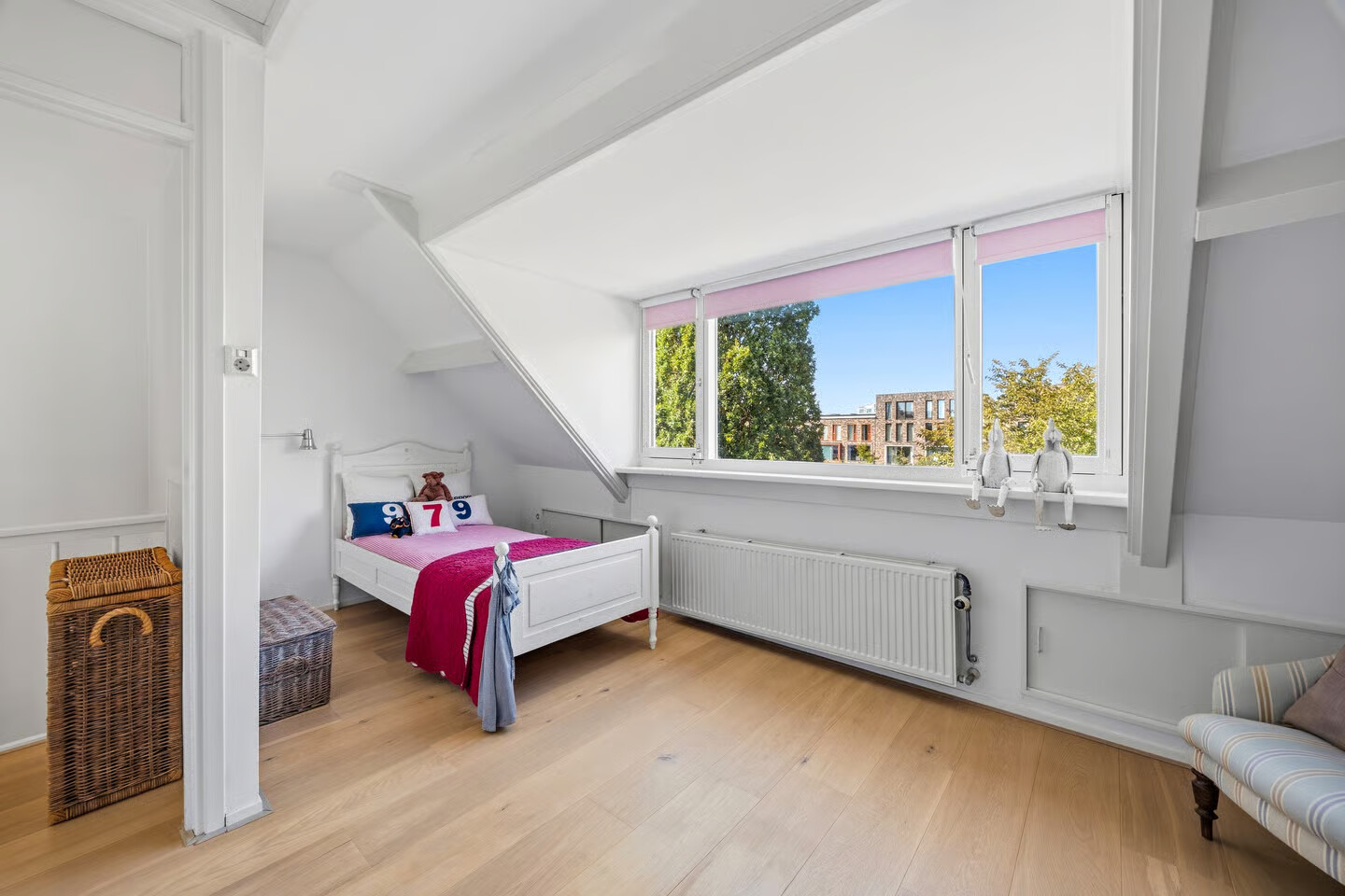 Tussenwoning te koop: Corbulokade 6, Voorburg