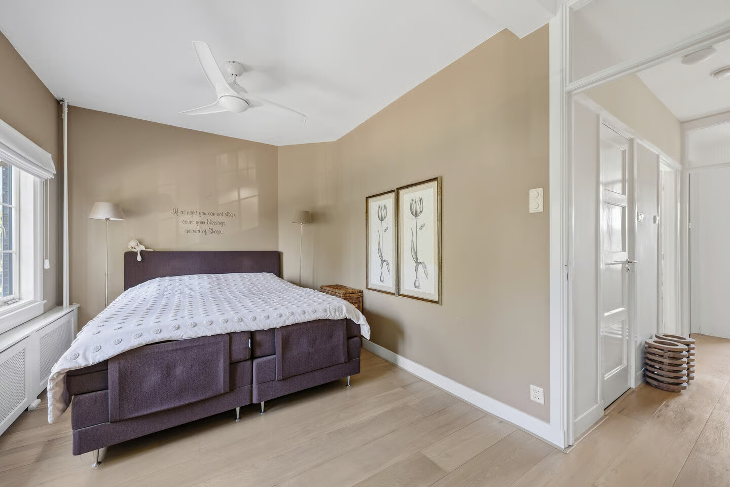 Tussenwoning te koop: Corbulokade 6, Voorburg