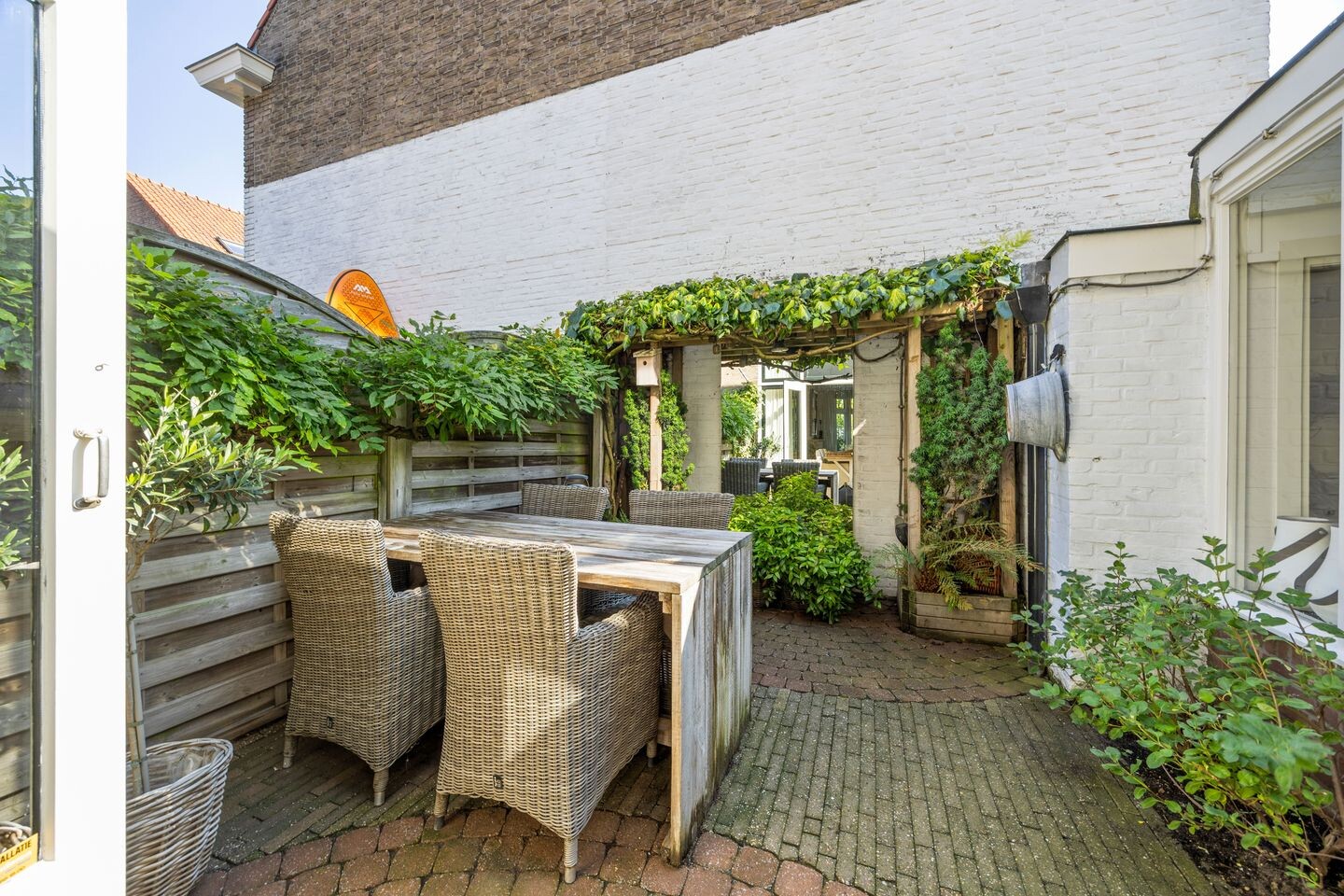 Tussenwoning te koop: Corbulokade 6, Voorburg