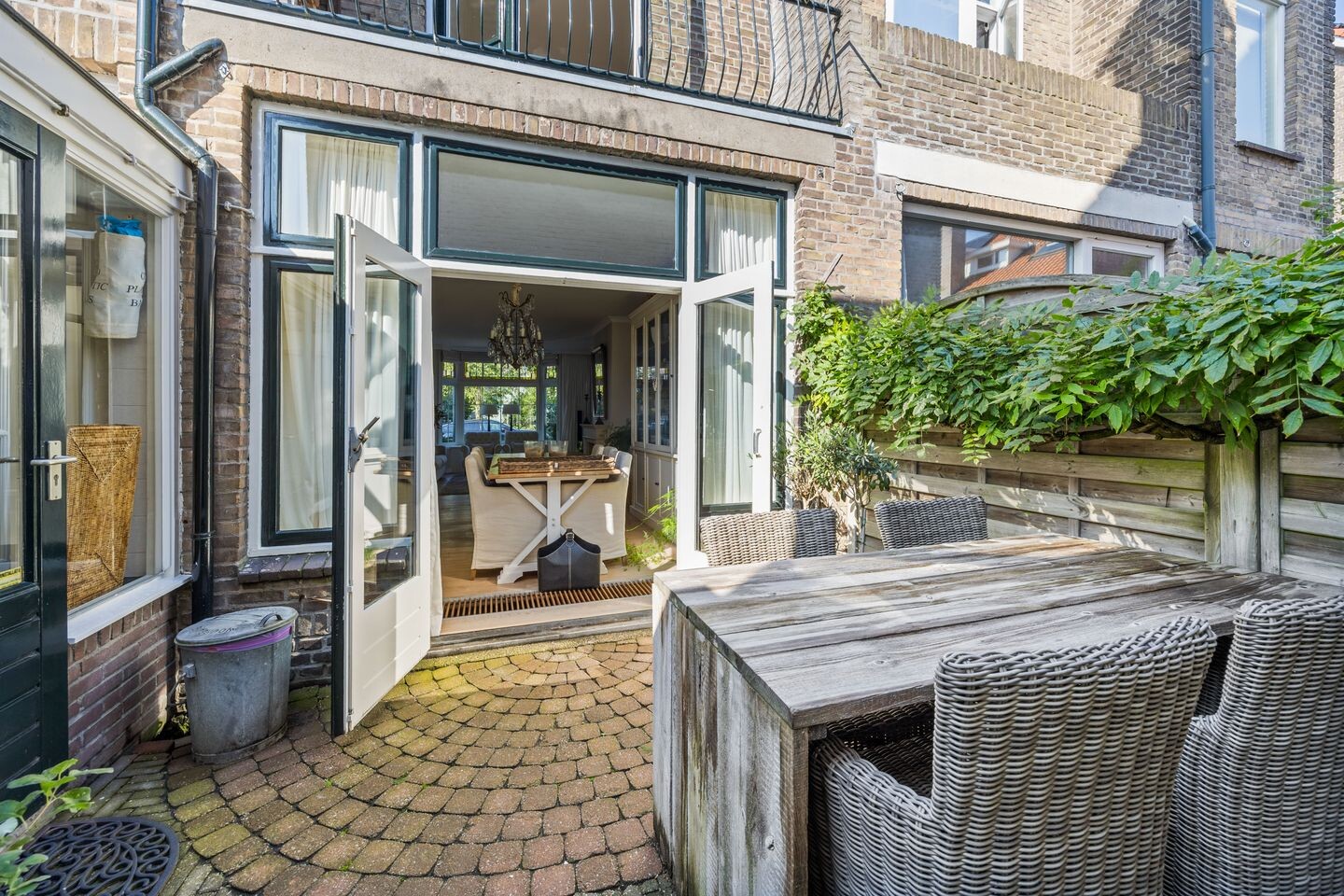 Tussenwoning te koop: Corbulokade 6, Voorburg