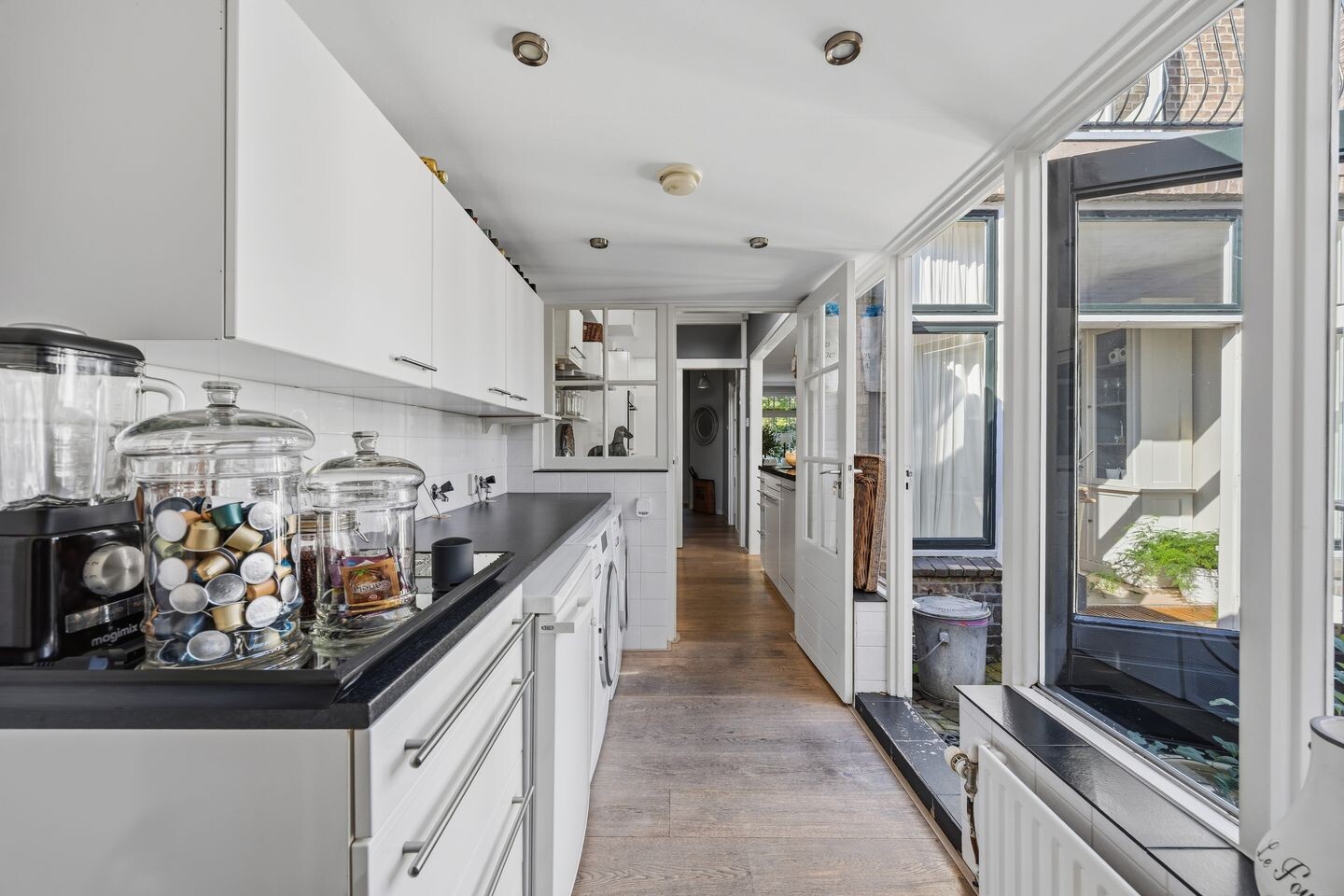 Tussenwoning te koop: Corbulokade 6, Voorburg