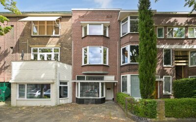 Caan van Necklaan 25