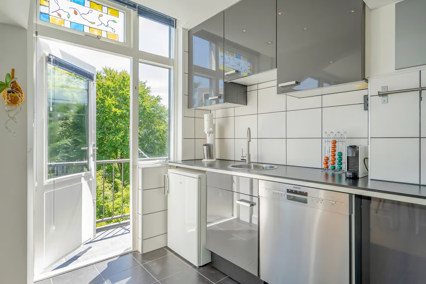 Appartement te koop: Caan van Necklaan 300, Rijswijk