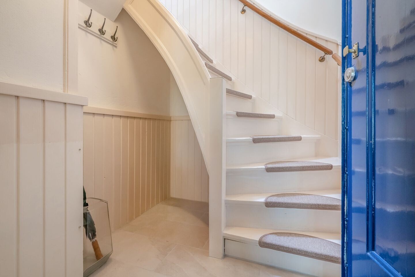 Appartement te koop: Caan van Necklaan 300, Rijswijk