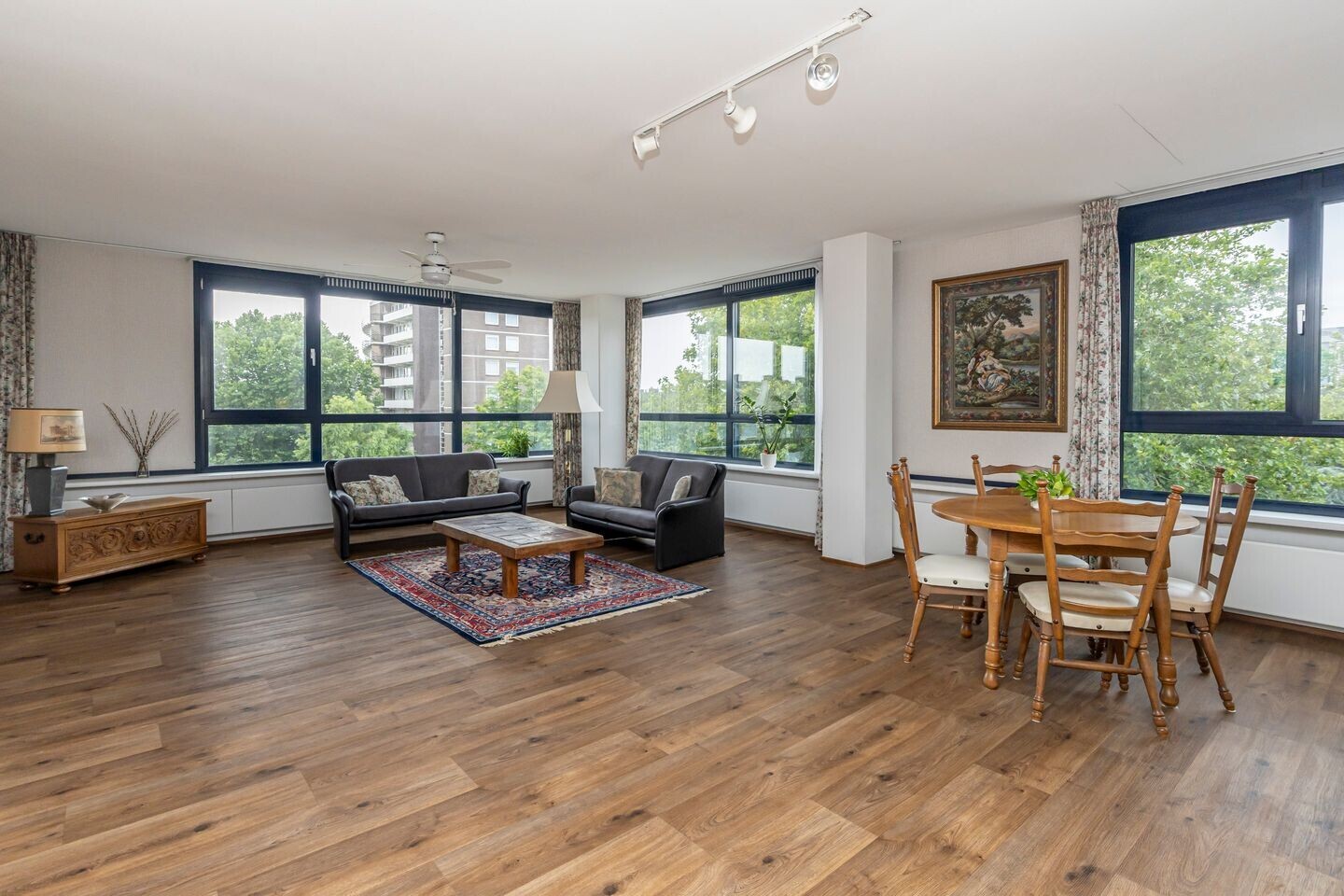 Appartement te koop: Burgemeester Elsenlaan 241F301, Rijswijk