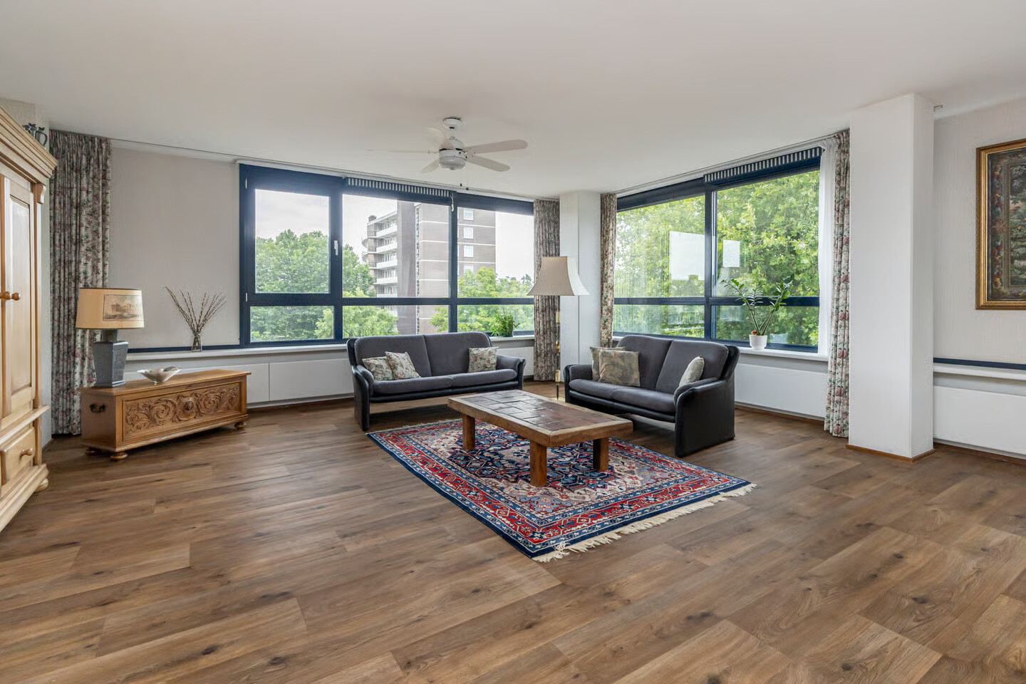 Appartement te koop: Burgemeester Elsenlaan 241F301, Rijswijk